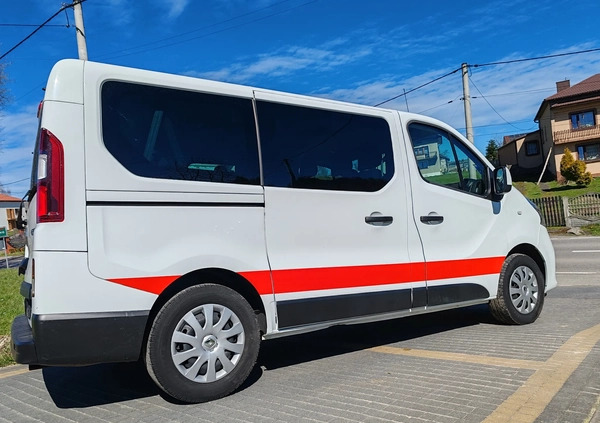 Renault Trafic cena 105000 przebieg: 117416, rok produkcji 2019 z Wolbrom małe 781
